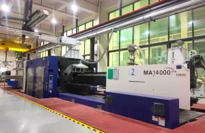 Home 4 Large injection molding
